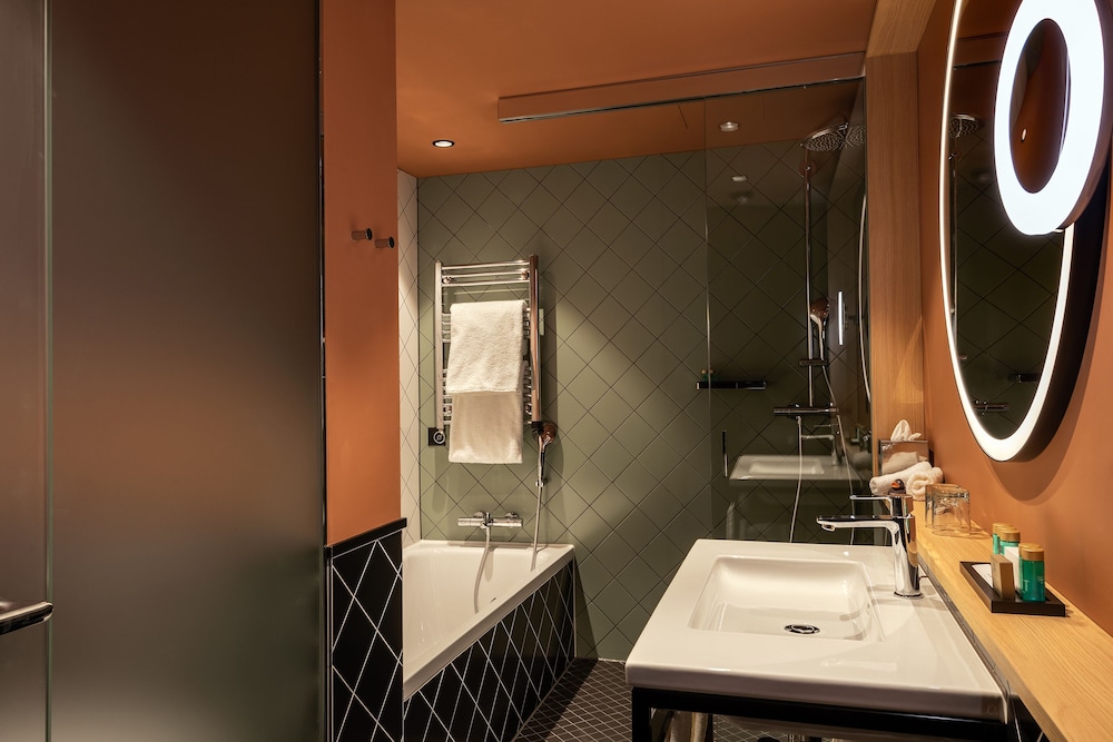 Deluxe Room, 2 Twin Beds (Grand) - Photo 2