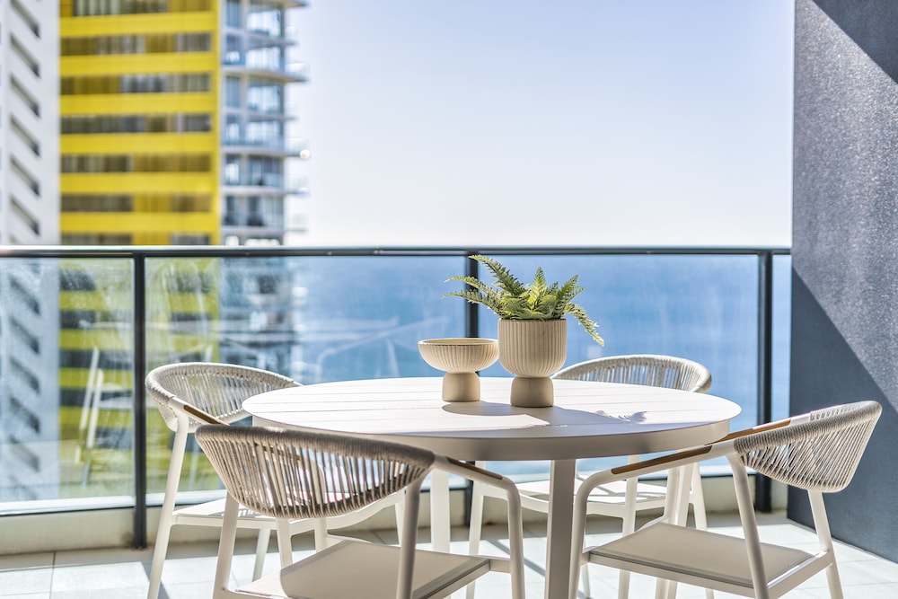 Superior Apartment, 2 Bedrooms, Ocean View - Tower 1 photo 3