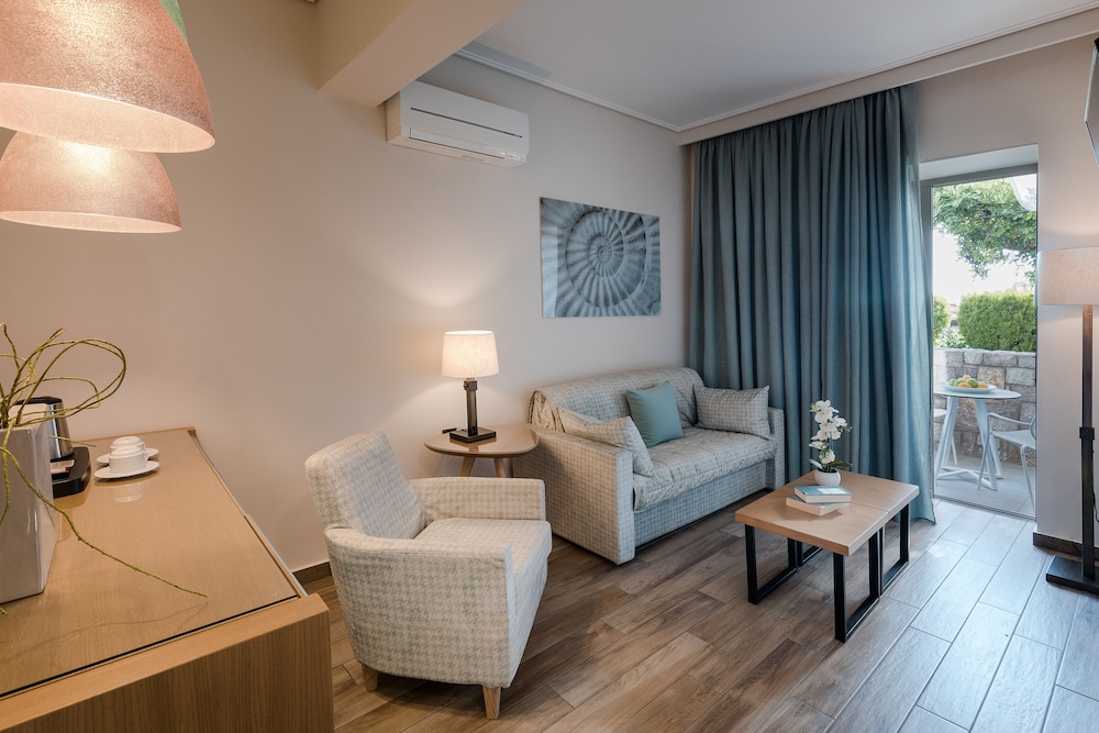 Deluxe Family Apartment - Photo 2
