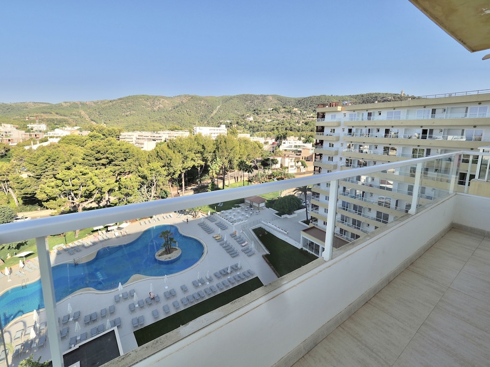 Double Room, Balcony, Pool View photo 2