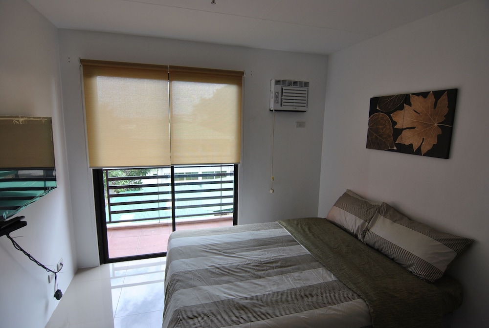 City Apartment, 2 Bedrooms (T10) photo 3