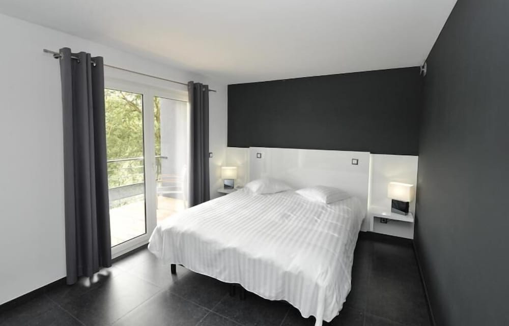 Superior Double or Twin Room, Lake View
