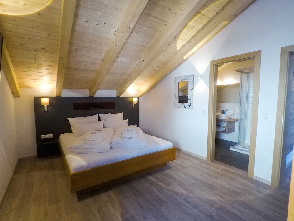 Comfort Apartment, 2 Bedrooms, Balcony, Mountain View (excl. 70 EUR cleaning fee) photo 1