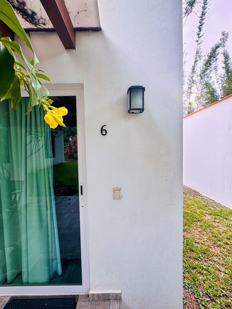 Deluxe Double Room, 1 Bedroom, Garden View, Ground Floor photo 3