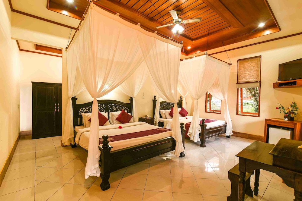 Family Suite with Garden View
