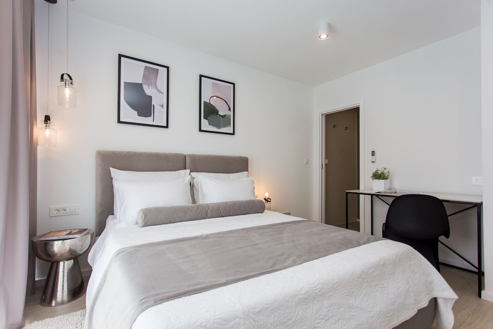 Comfort Apartment (Yellow) photo 3