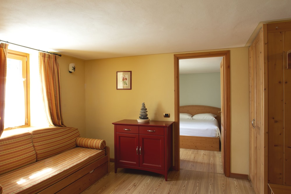 Traditional Apartment, Multiple Beds, Accessible, Kitchenette photo 1