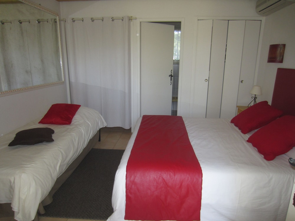 Superior Triple Room