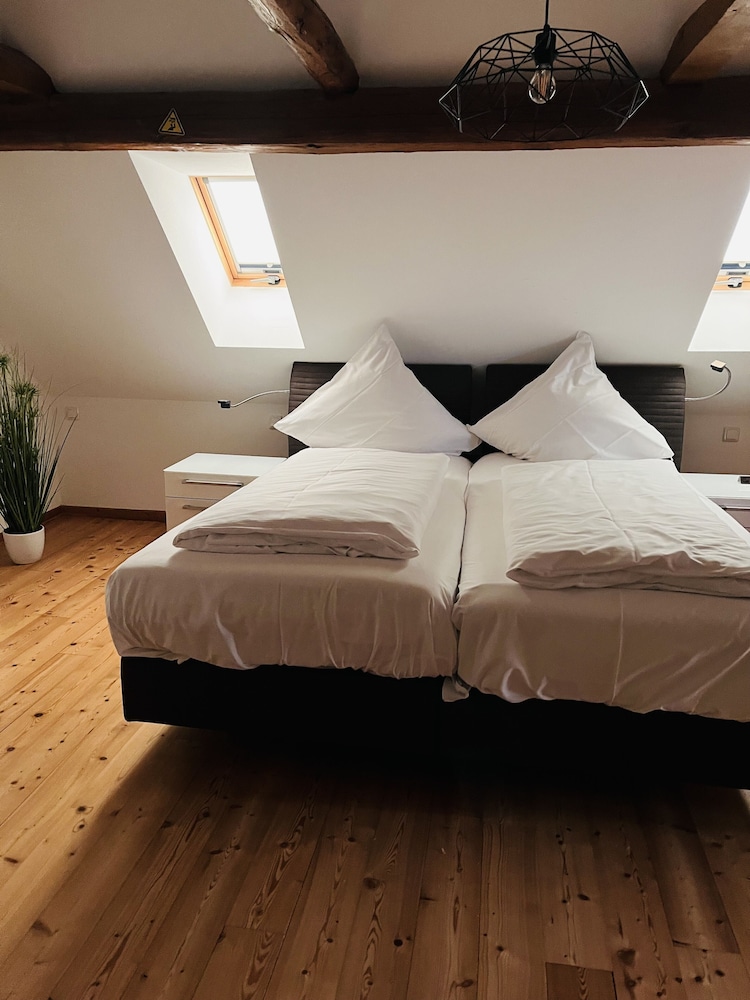 Suite, 3 Bedrooms photo 2