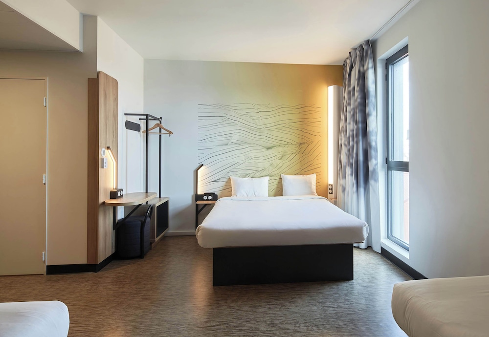 Quadruple Room - Photo 1