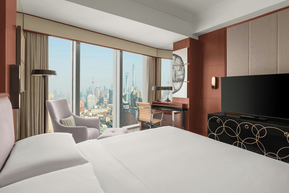 Skyline King Bund View Room photo 3