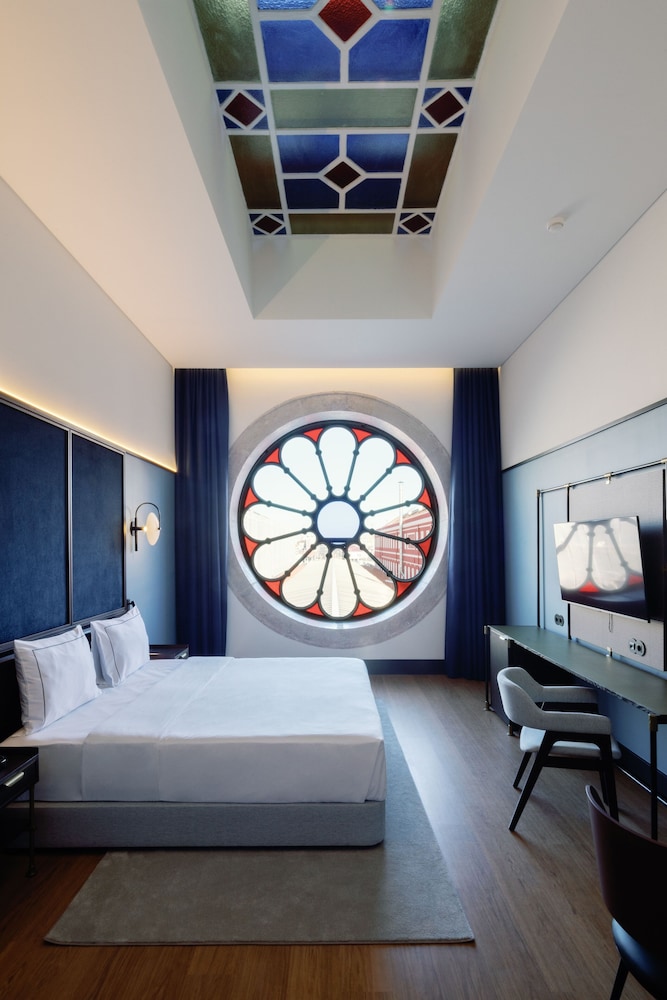 Deluxe Junior Suite - Rosacea