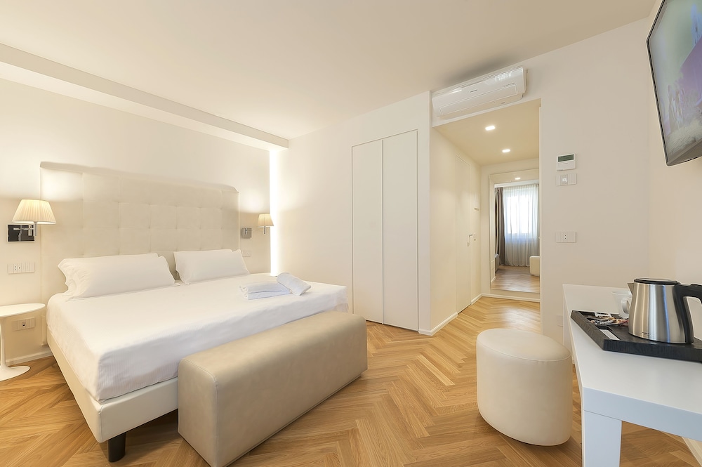 Executive Double Room - Photo 1