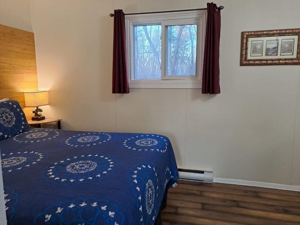 Family Room photo 2