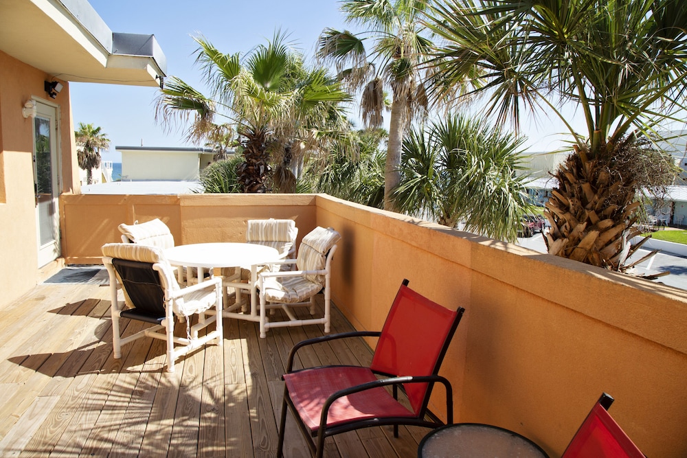2 Beds With Balcony - Photo 20