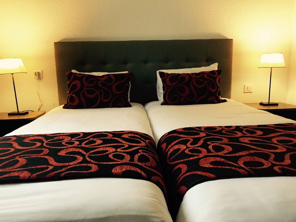 Classic Twin Room photo 3