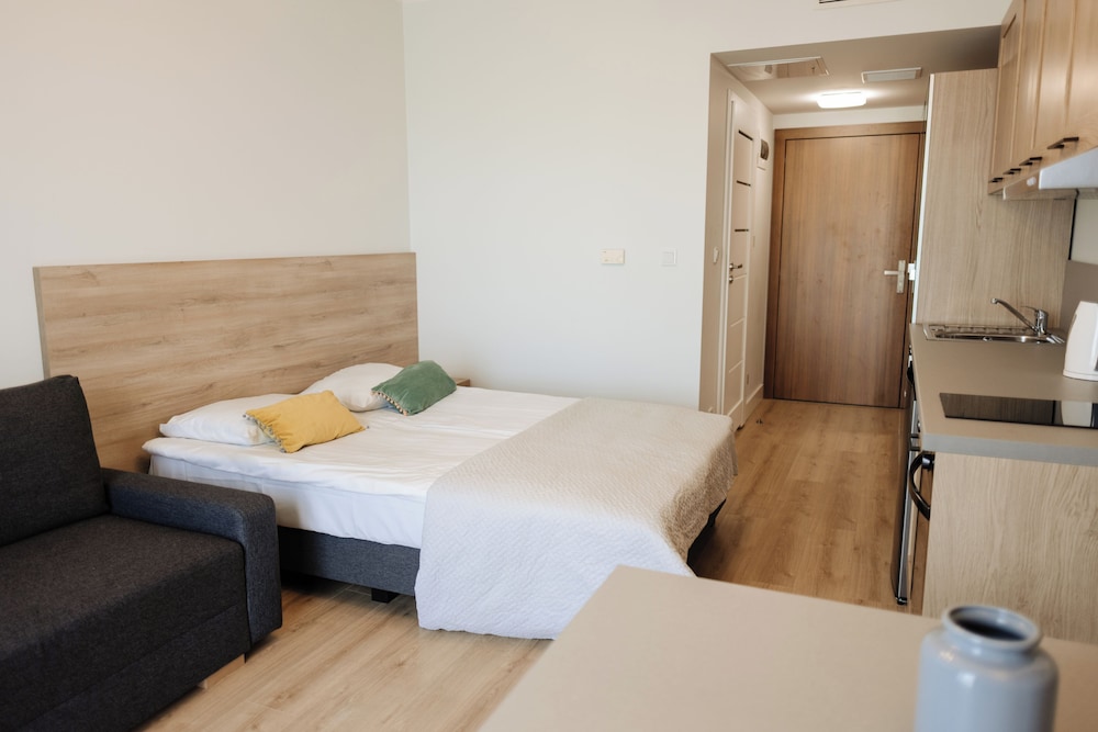 Classic Quadruple Room - Photo 11
