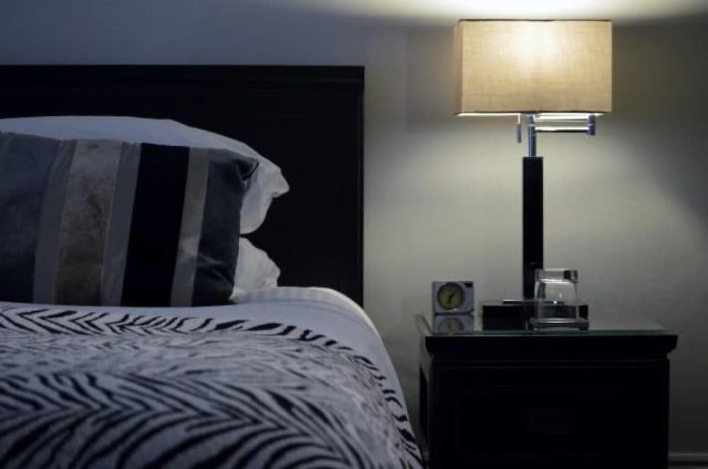 Premier Double Room, 1 King Bed photo 3