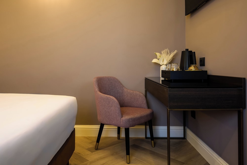 Superior Room - Photo 1