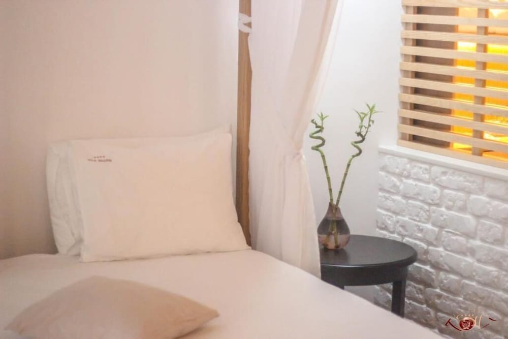 Deluxe Queen Room photo 3