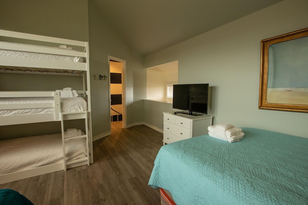 Condo, Multiple Beds, Kitchen, Ocean View photo 1