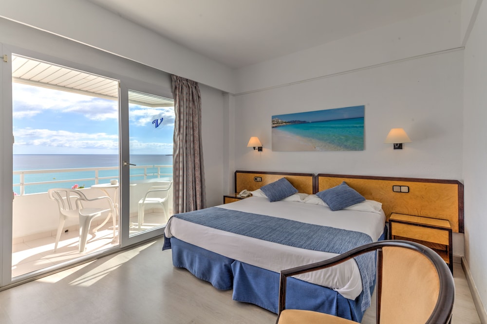 Double Room, Balcony, Sea View photo 3