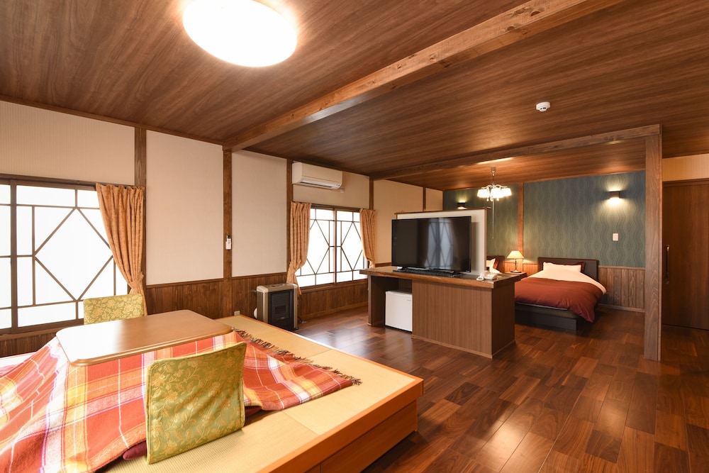 Japanese Western Style Room for 5 Guests