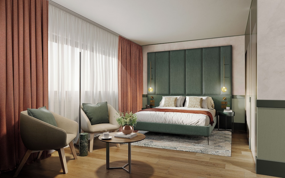 Suite, Garden Area