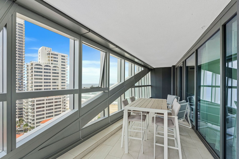 Superior Apartment, 2 Bedrooms, Ocean View photo 3