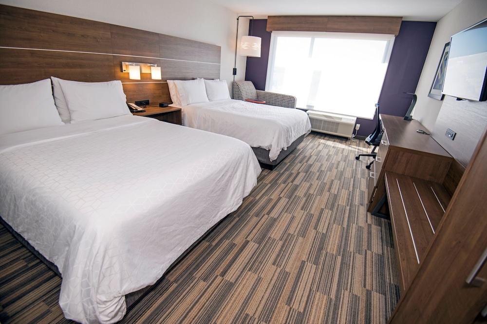 Suite, Multiple Beds photo 2
