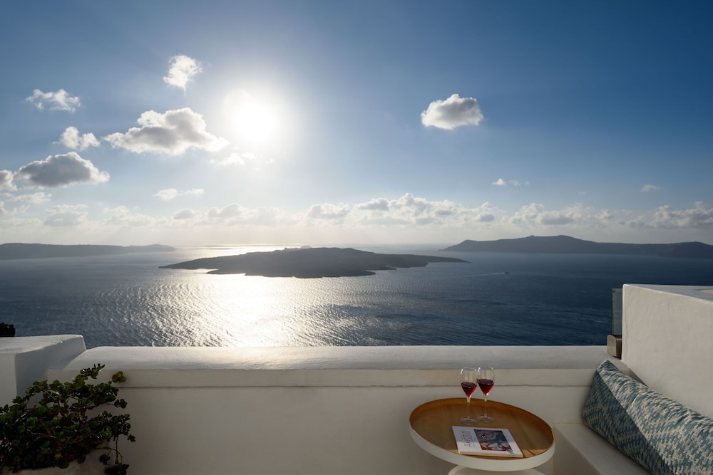 Suite, Balcony (Outdoor Jetted tub Caldera view ) - Photo 29
