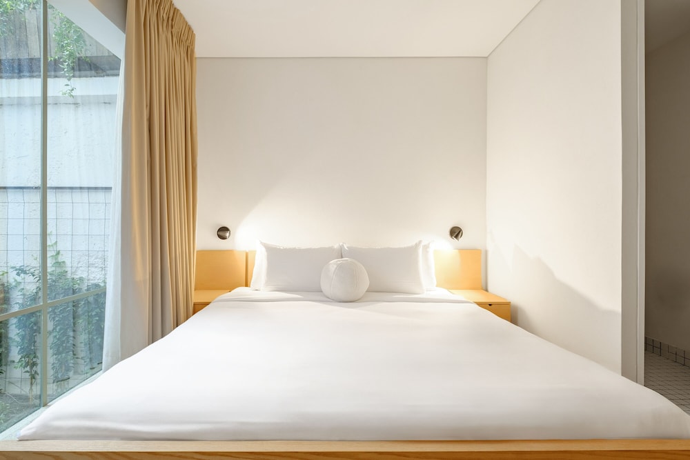 Comfort Apartment, Balcony - Photo 5