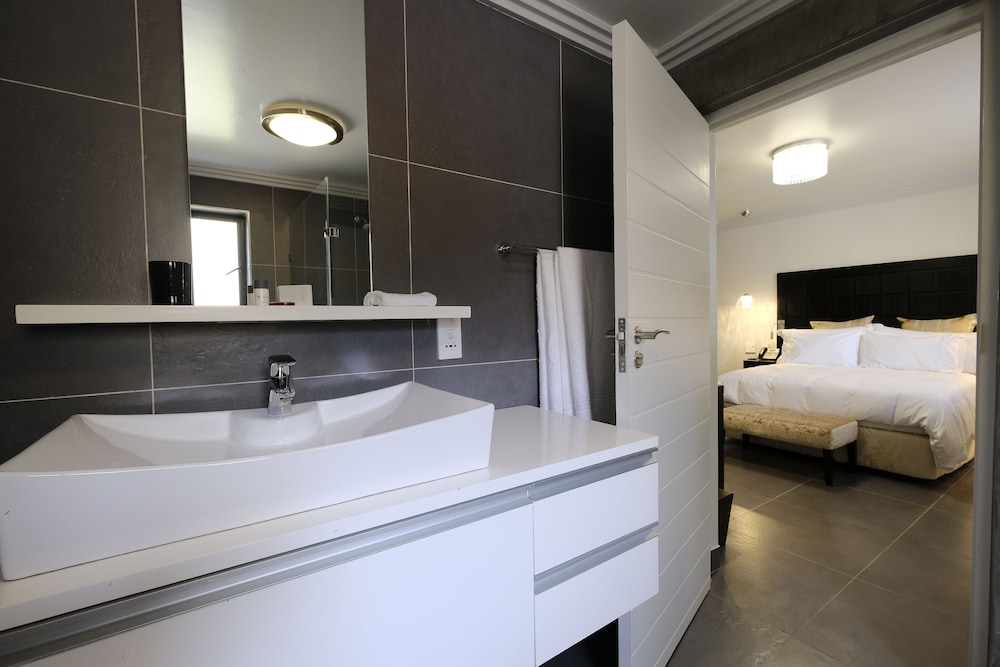 Standard Room photo 2