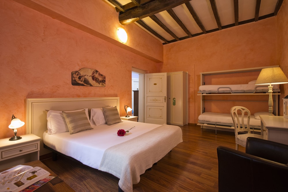 Brunelleschi Room photo 2