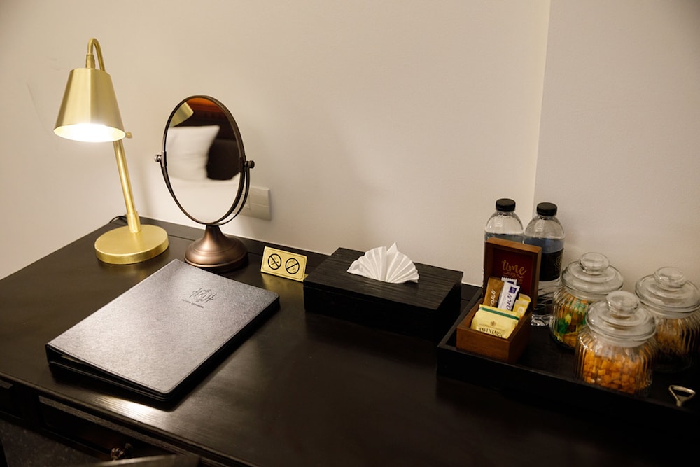 Deluxe Double or Twin Room, Balcony - Photo 6