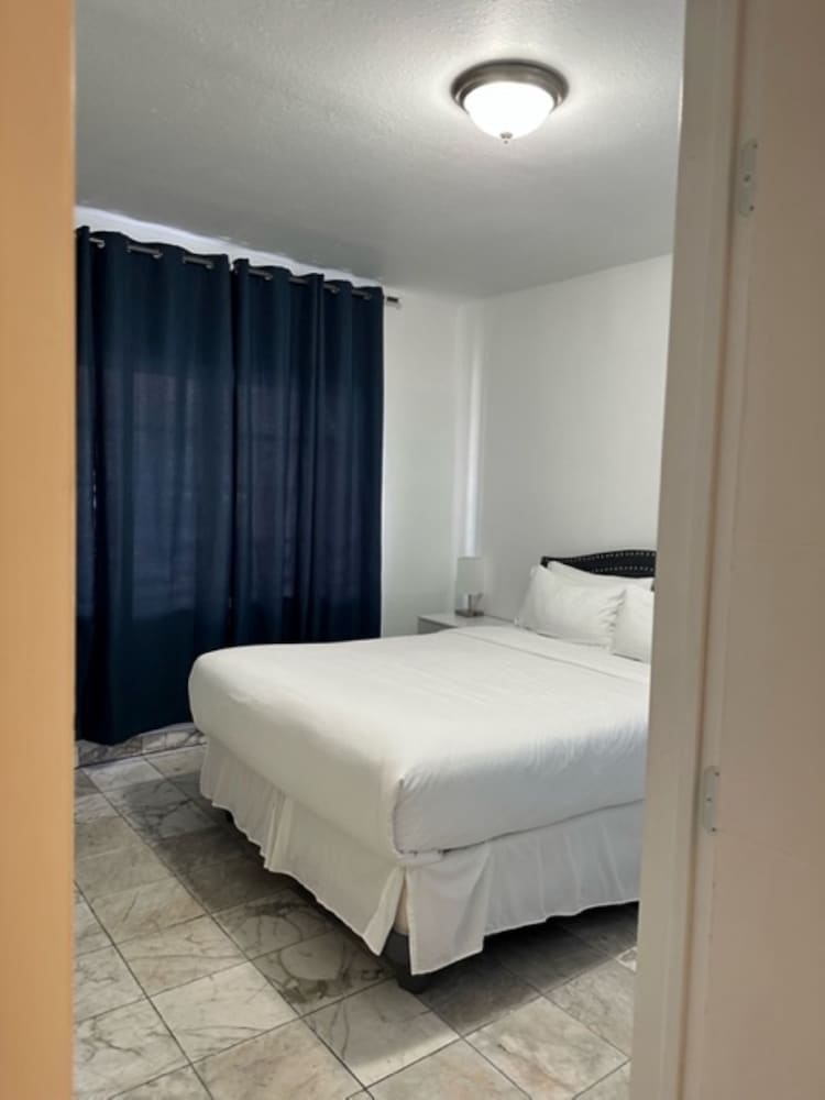 Amazing 2 bedroom large apartment