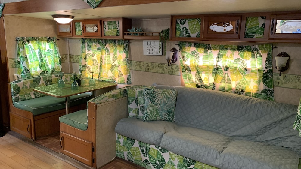 City Mobile Home, 1 Bedroom photo 2