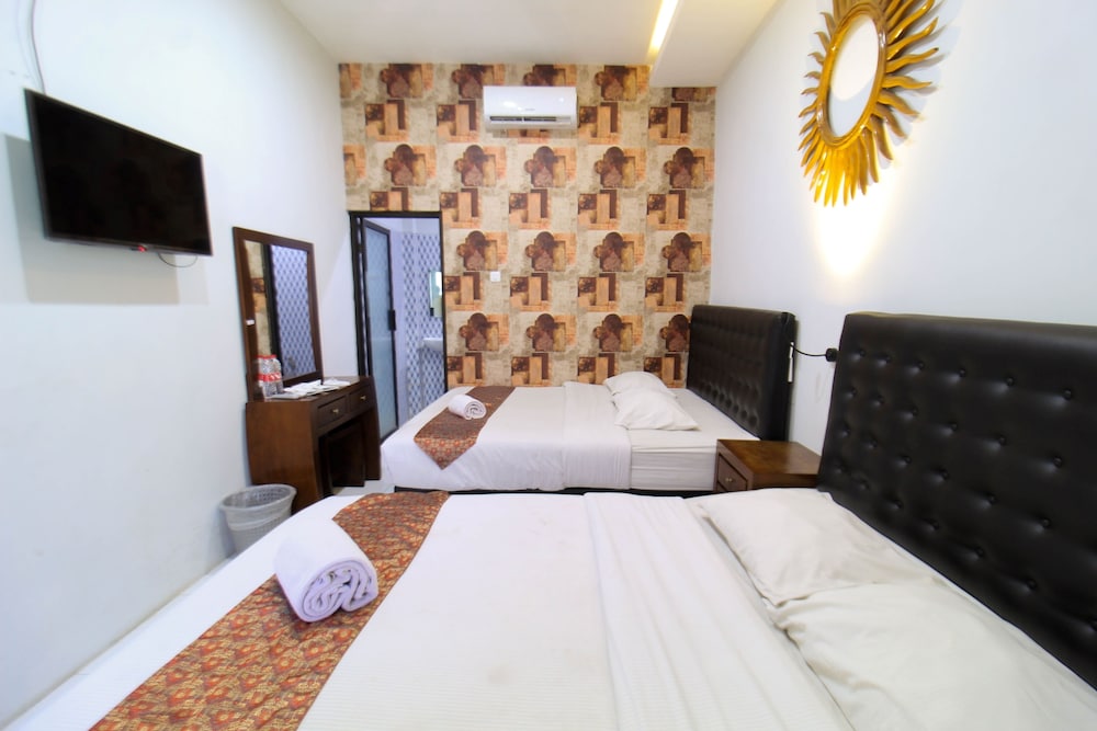 Deluxe Quadruple Room