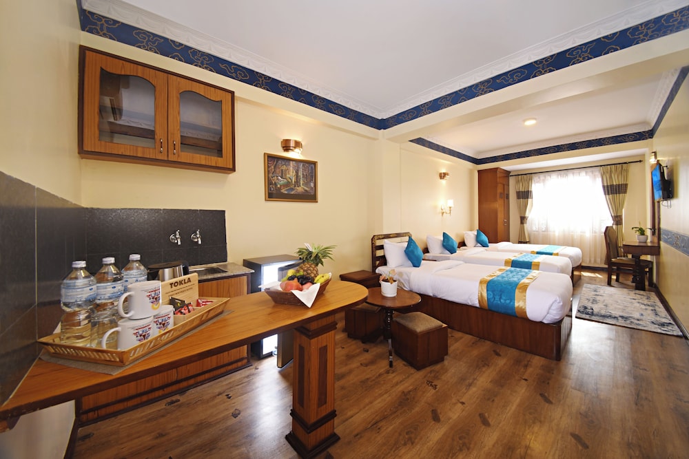 Deluxe Triple Room