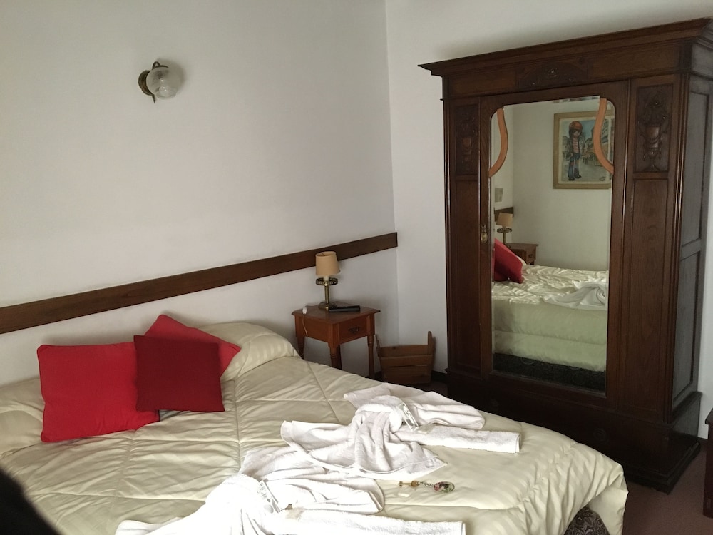 Classic Double Room, Park View photo 3