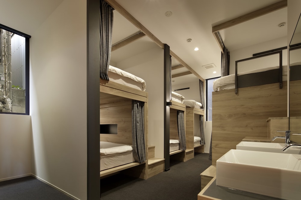 2 Bunk Beds in Female Only Room (10 Adults) photo 1
