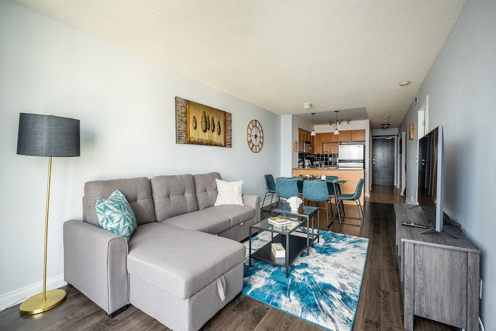 Design Apartment, Multiple Beds, Kitchen, City View - Photo 32