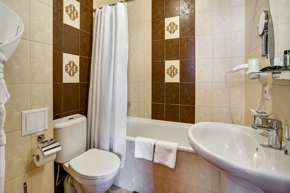 Business Double Room photo 2