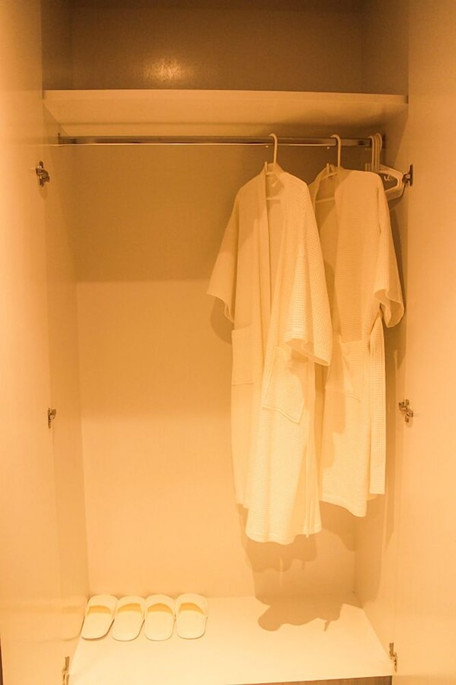 Deluxe Twin Room photo 3