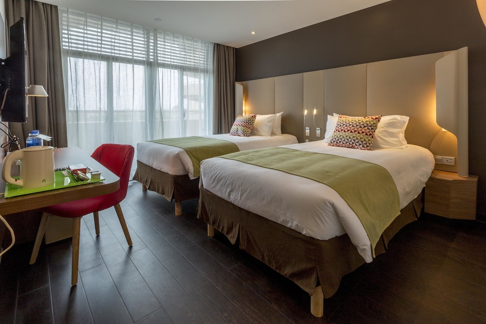 Standard Room, 2 Twin Beds photo 1
