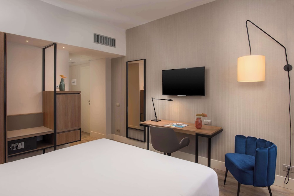 Superior Room - Photo 8
