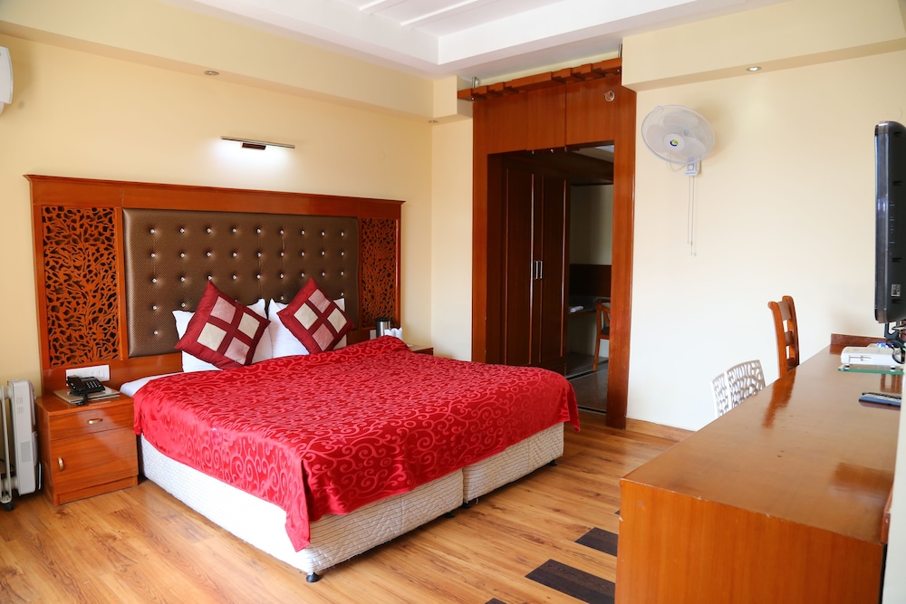 Deluxe Double Room, Valley View photo 2