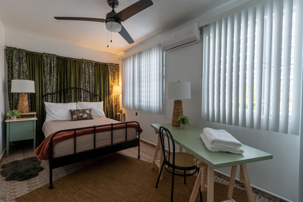 Luxury Apartment photo 2