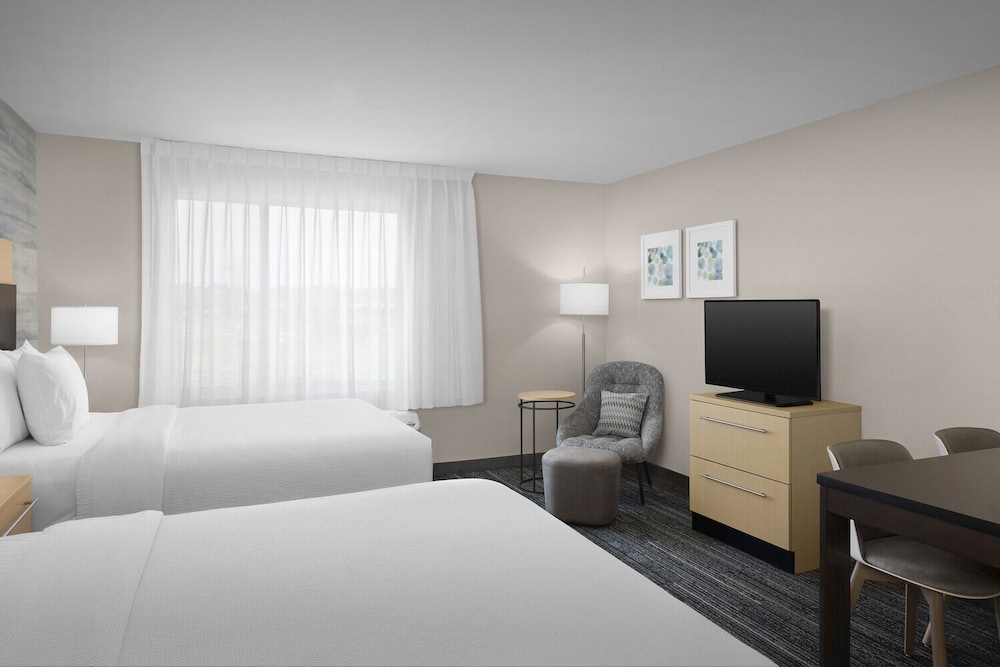 Standard Studio Suite, 2 Queen Beds (Hearing Accessible) - Photo 1