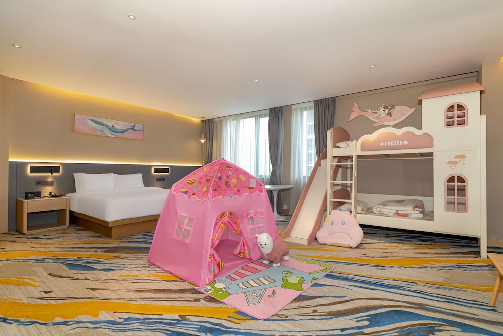 Suite, 1 Bedroom photo 1